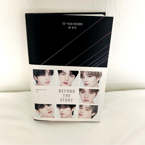 Beyond the Story 10-Year Record of BTS by Myeongseok Kang and BTS Hardcover NEW - Picture 2 of 7